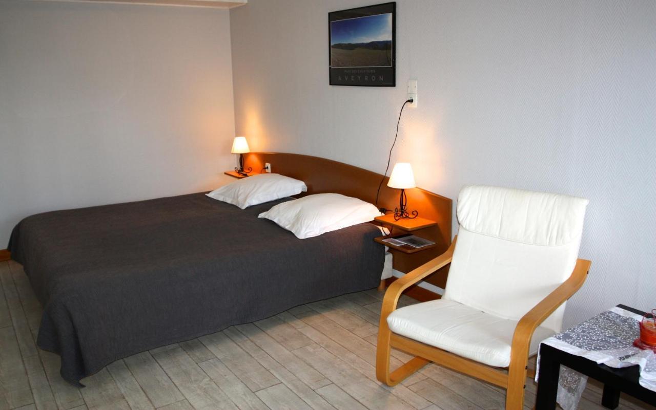 Hotel Le Relais Du Coustoubi Campouriez 외부 사진